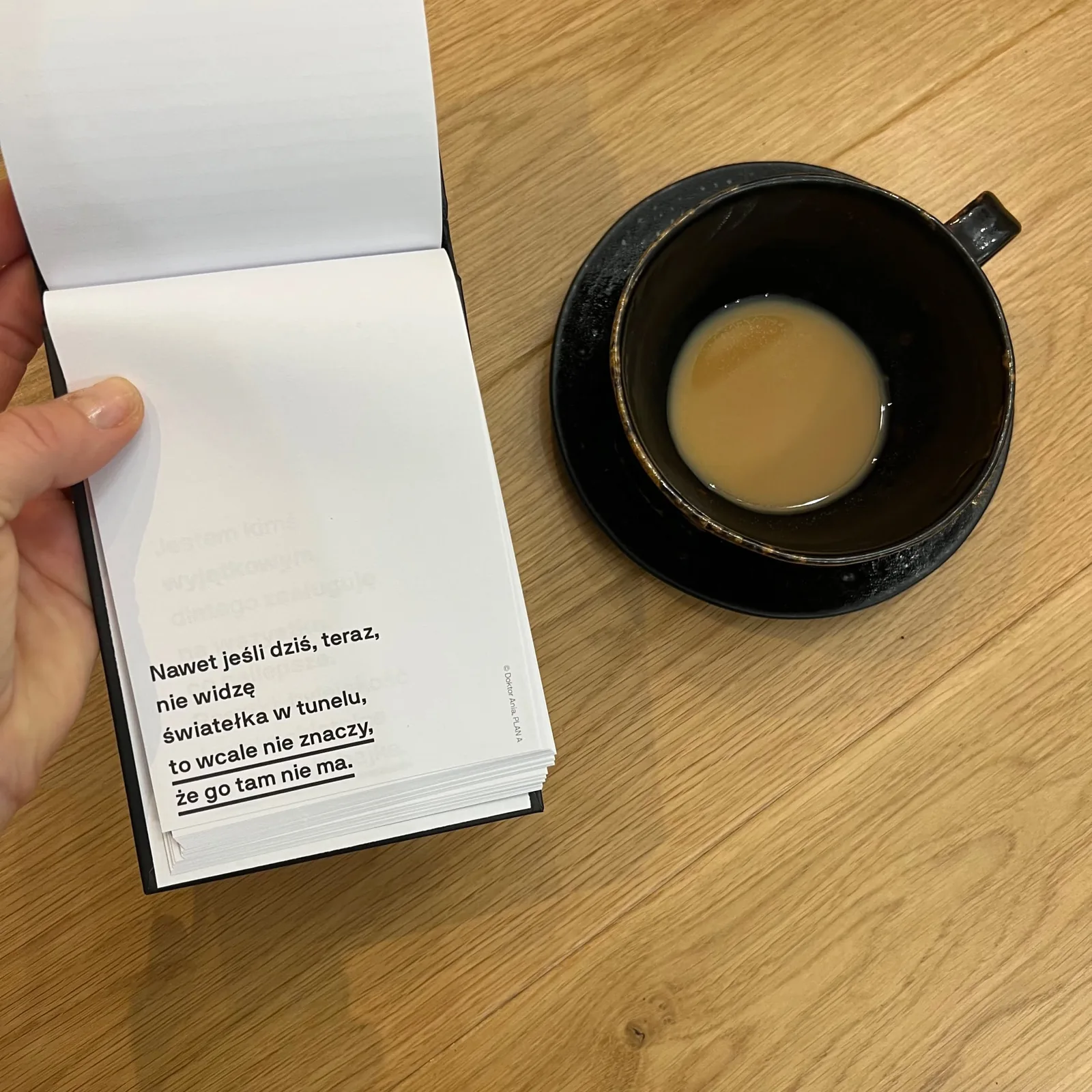 „Plan A”, zdjęcie ze środka