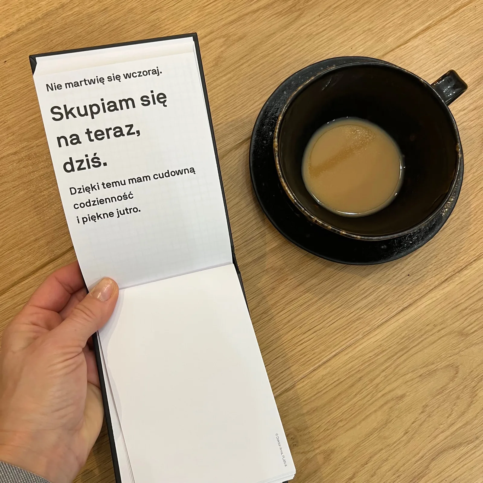 „Plan A”, zdjęcie ze środka